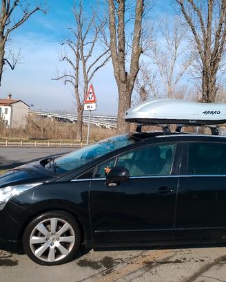 PEUGEOT 5008 2.0 HDi 150CV Féline