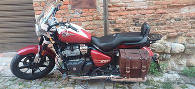 Royal Enfield Super Meteor - 2023