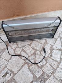 lampada anti insetti 