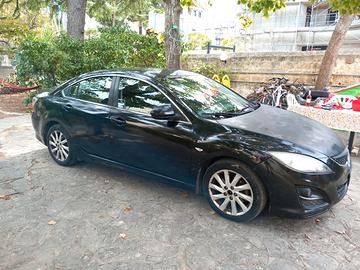 AUTO MAZDA 6