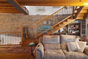 Casa indipendente di 355 m² con 4 locali a Pozzole