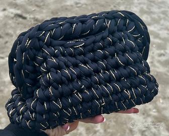 Borse clutch in fettuccia fatte a mano
