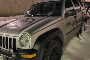 jeep Cherokee anno2004 diesel 2.5 / 4×4