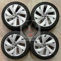 Cerchi 17 e pneumatici originali Volkswagen Golf 8