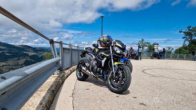 Triumph street triple