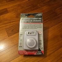 Scacciatopi elettronico ad ultrasuoni