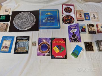 Astrologia oroscopo, libri ,carte, portafortuna