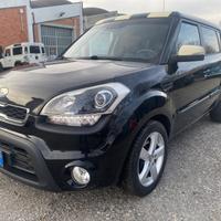 Kia Soul 1.6 CRDi VGT Cool Urban Shark
