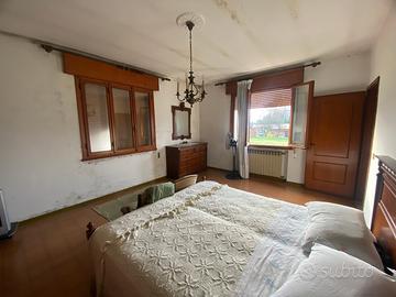 Casa singola con terreno agricolo