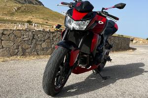 Depotenziata solo a libretto Kawasaki Z 750 - 2010