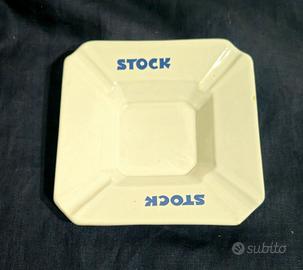 Posacenere in porcellana bianca con marchio STOCK