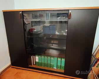 Armadio con 4 ante scorrevoli