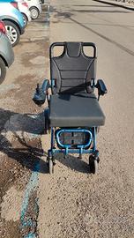 Sedia a rotelle elettrica