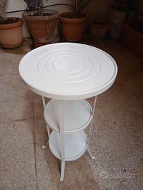 Tavolino tondo in metallo