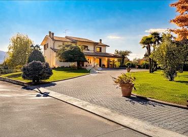 VILLA SINGOLA A PIGNATARO INTERAMNA