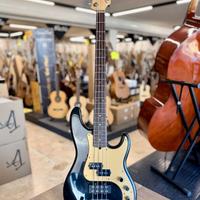 FENDER AMERICAN DELUXE PRECISION BASS