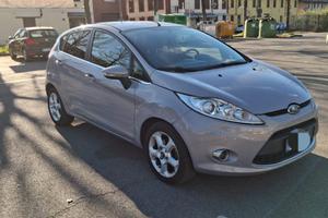 Ford Fiesta 1.4 TDCI TITANIUM c/esp E5