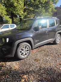 jeep Renegade,4e,anno 2022 fatto tagliando da poco