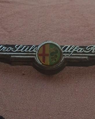 Scritta stemma fregio Centro stile Alfa Romeo 