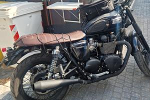 Triumph bonneville t100