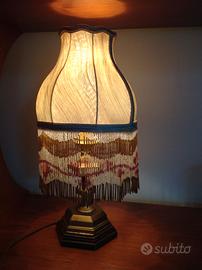 Lampada da tavolo vintage ottone/legno/perline