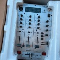 Mixser Dj BEHRINGER DX626