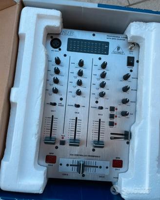 Mixser Dj BEHRINGER DX626