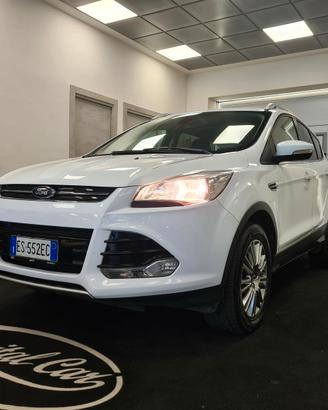Ford Kuga 2.0 TDCI 140 CV 4WD Powershift Titanium