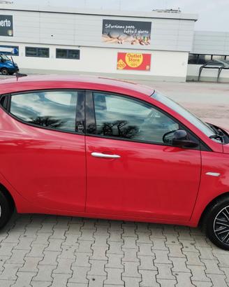 Lancia Y eco chic  GPL full ! 119000 km