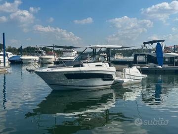 Jeanneau Cap Camarat 9.0WA Serie 2