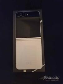 Samsung Galaxy Z Flip 7 FE