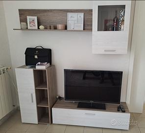 Parete attrezzata soggiorno