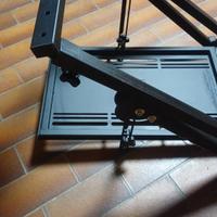 consol videogiochi con volante e comandi