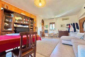 4 LOCALI A TRIGGIANO