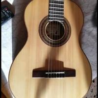 Chitarra classica artigianale