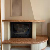 Caminetto in marmo