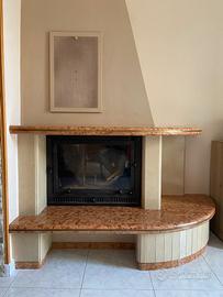 Caminetto in marmo
