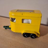 Modellini Matchbox trailer cavalli