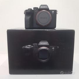Mirrorless Sony A7 M IV body usato