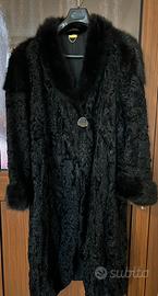 Cappotto di pelliccia astrakan e volpe nera