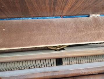 Pianoforte petrof