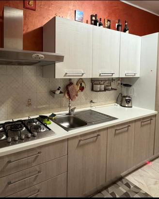 Cucina Mobilandia completa di elettrodomestici
