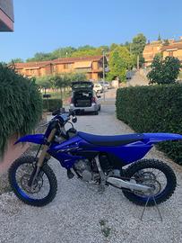 Yamaha YZ 125 2023 (tripla omologazione)