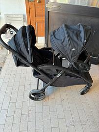 PASSEGGINO DOPPIO GEMELLARE