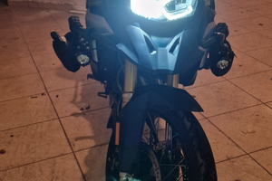 Bmw gs 850 di maggio 2019 - colore verde petrolio