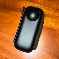 Custodia Insta360 X5