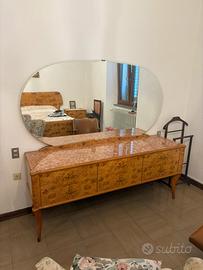 Camera da letto in legno e marmo anni 60
