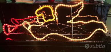 Addobbo natalizio con luci struttura in metallo