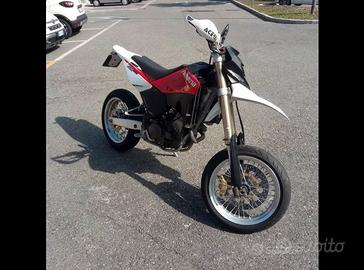 Husqvarna Motard 610 SM