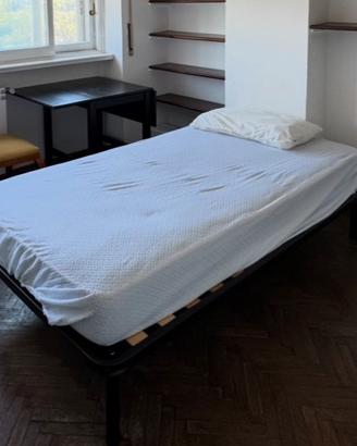 Struttura a doghe e materasso 120x200